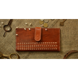 Itsy-bitsy! ❖ Kutchi Leather Purse { 1 }